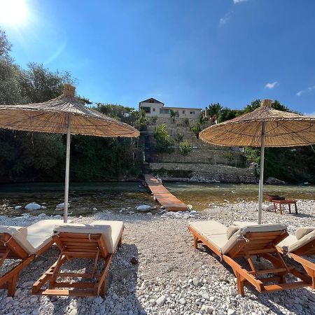 River Escape Villa - Private Beach, Scenic View & Bbq Tepelene المظهر الخارجي الصورة