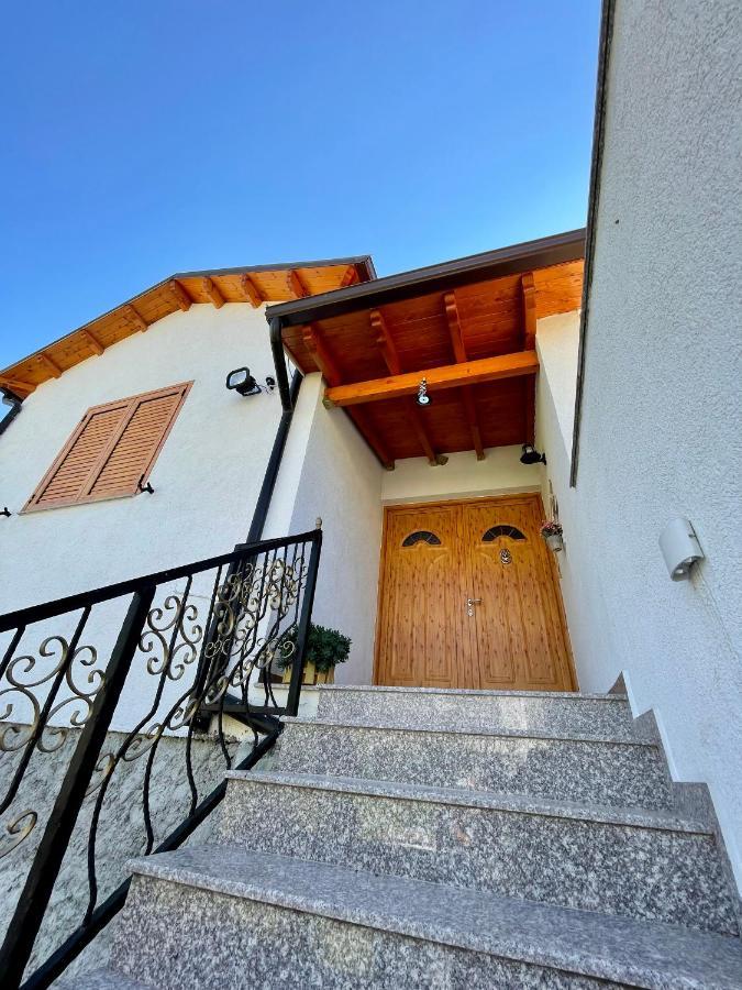 River Escape Villa - Private Beach, Scenic View & Bbq Tepelene المظهر الخارجي الصورة