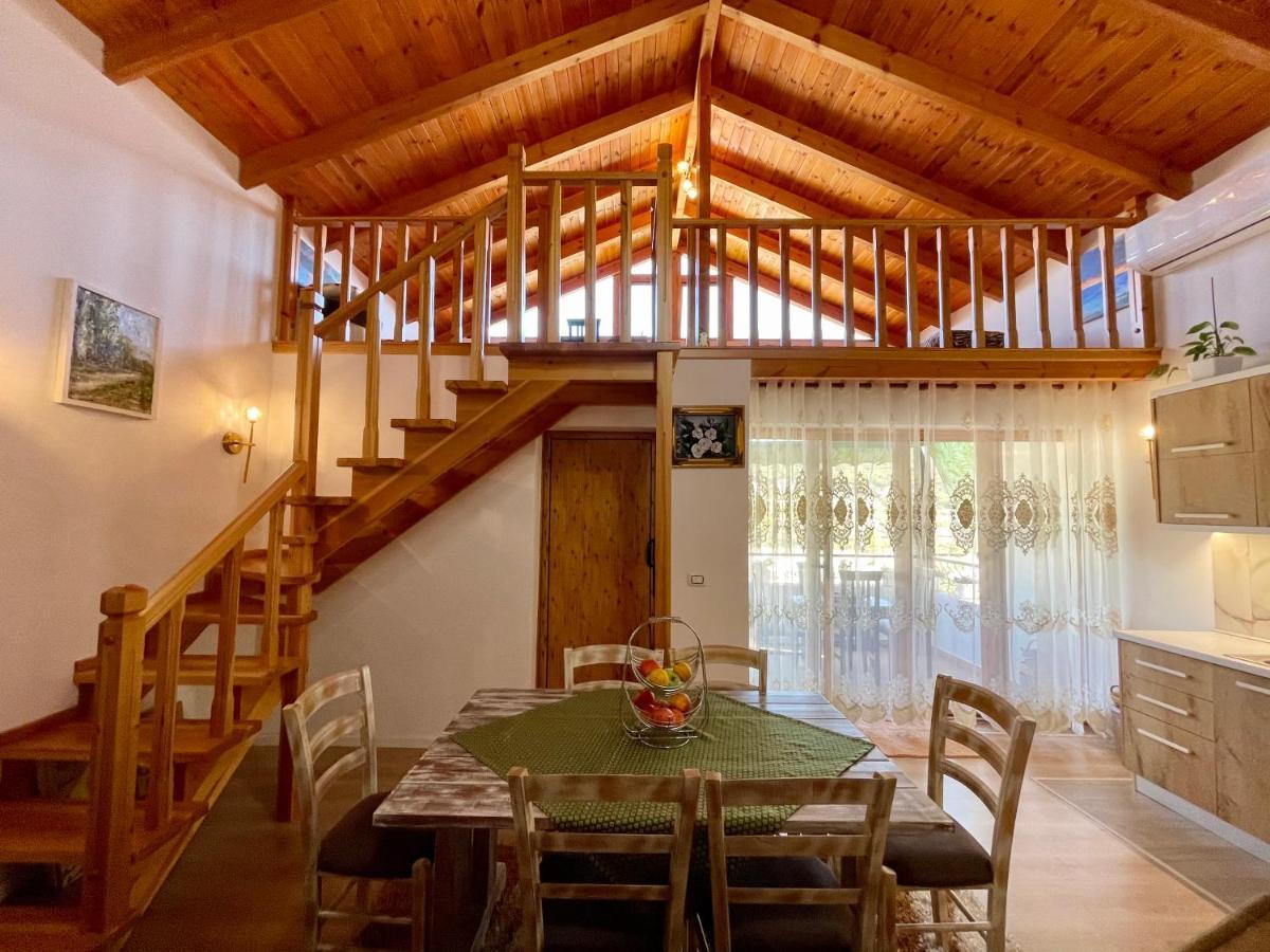 River Escape Villa - Private Beach, Scenic View & Bbq Tepelene المظهر الخارجي الصورة