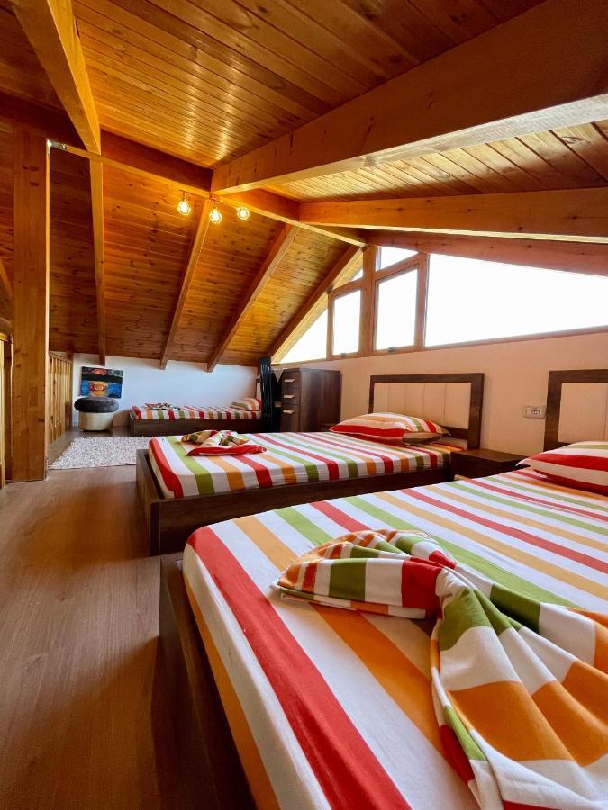River Escape Villa - Private Beach, Scenic View & Bbq Tepelene المظهر الخارجي الصورة