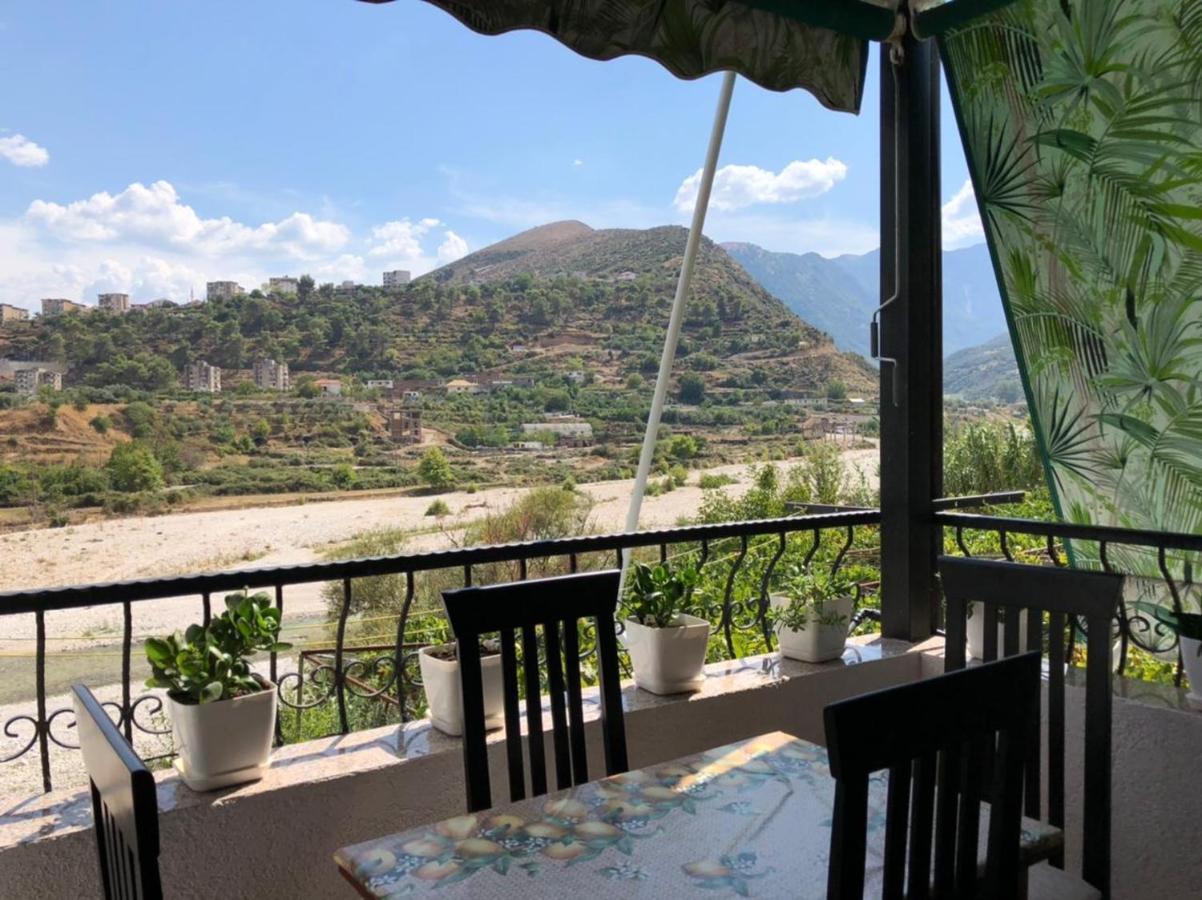 River Escape Villa - Private Beach, Scenic View & Bbq Tepelene المظهر الخارجي الصورة